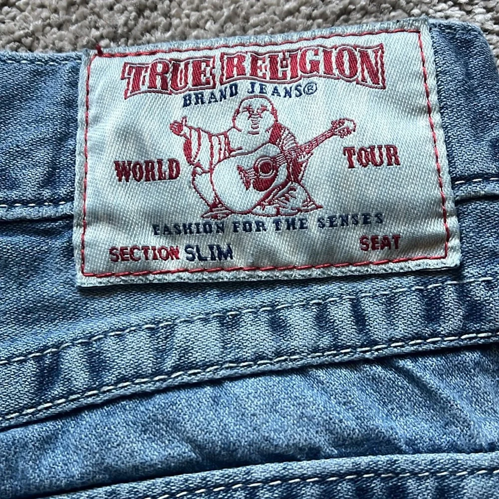 True Religion men’s size